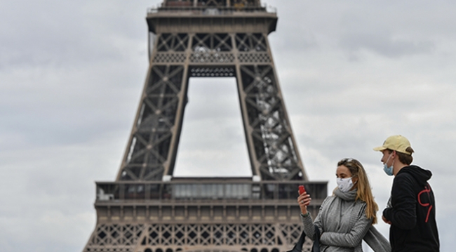 Paris ve çevresinde tam gün sokağa çıkma yasağından vazgeçildi